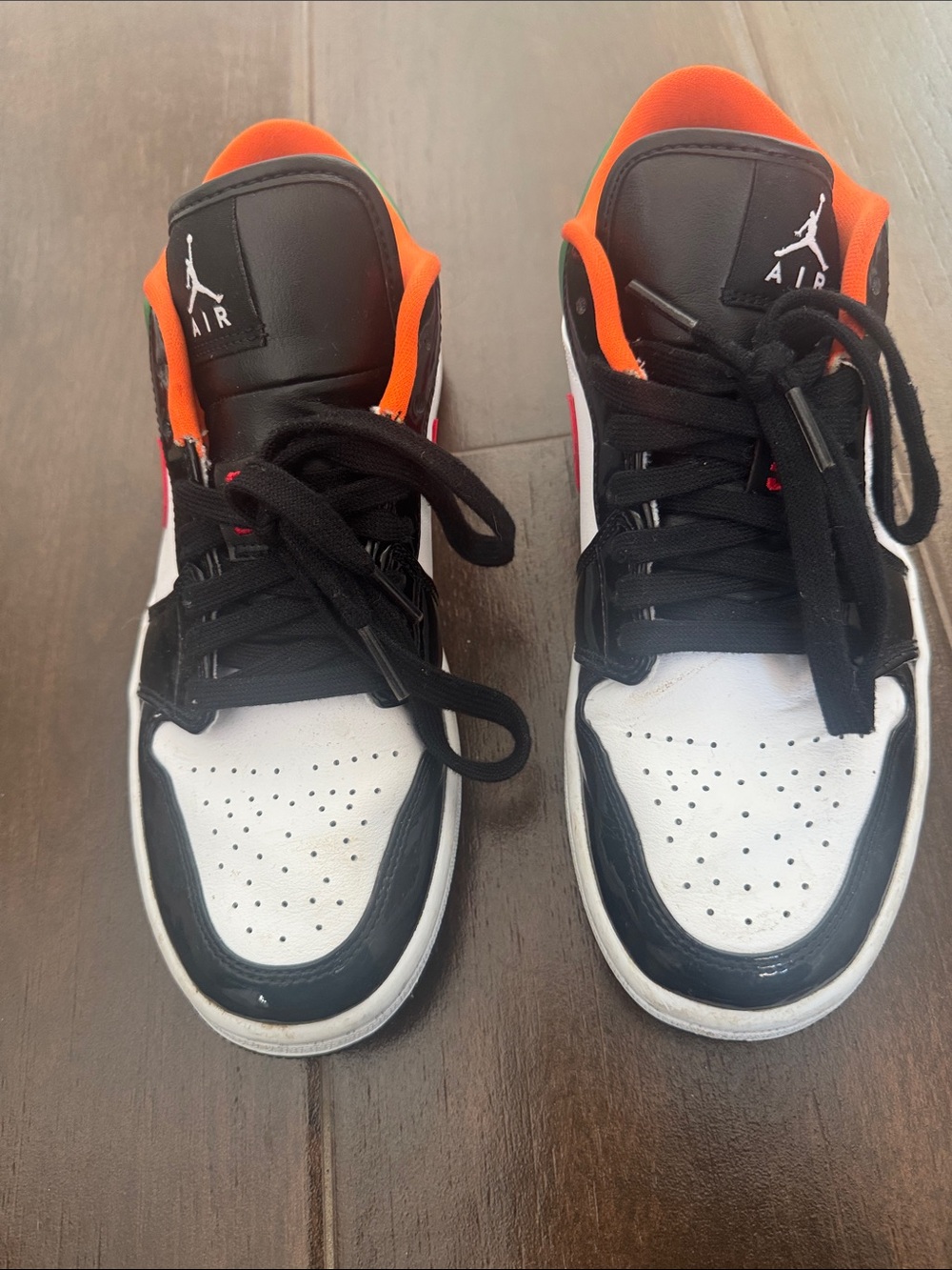 Authentic Jordan Womens Low-Top Sneakers - Black/White/Orange/Blue